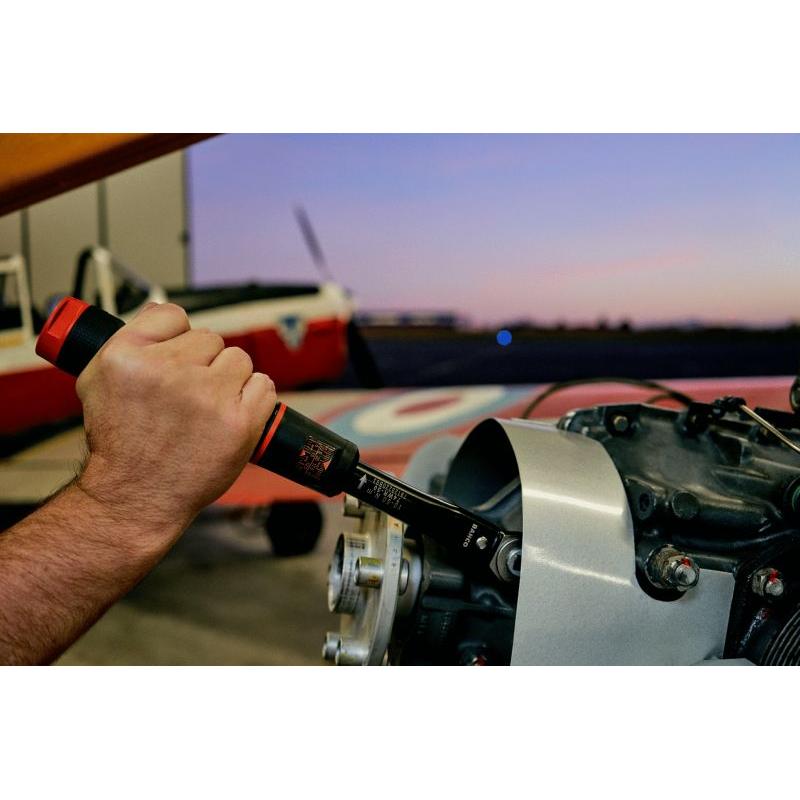 74WR-50 - Klucz dynamometryczny, regulowany z grzechotką stałą z przepychanym zabierakiem kwadratowym 3/8", 10-50 Nm